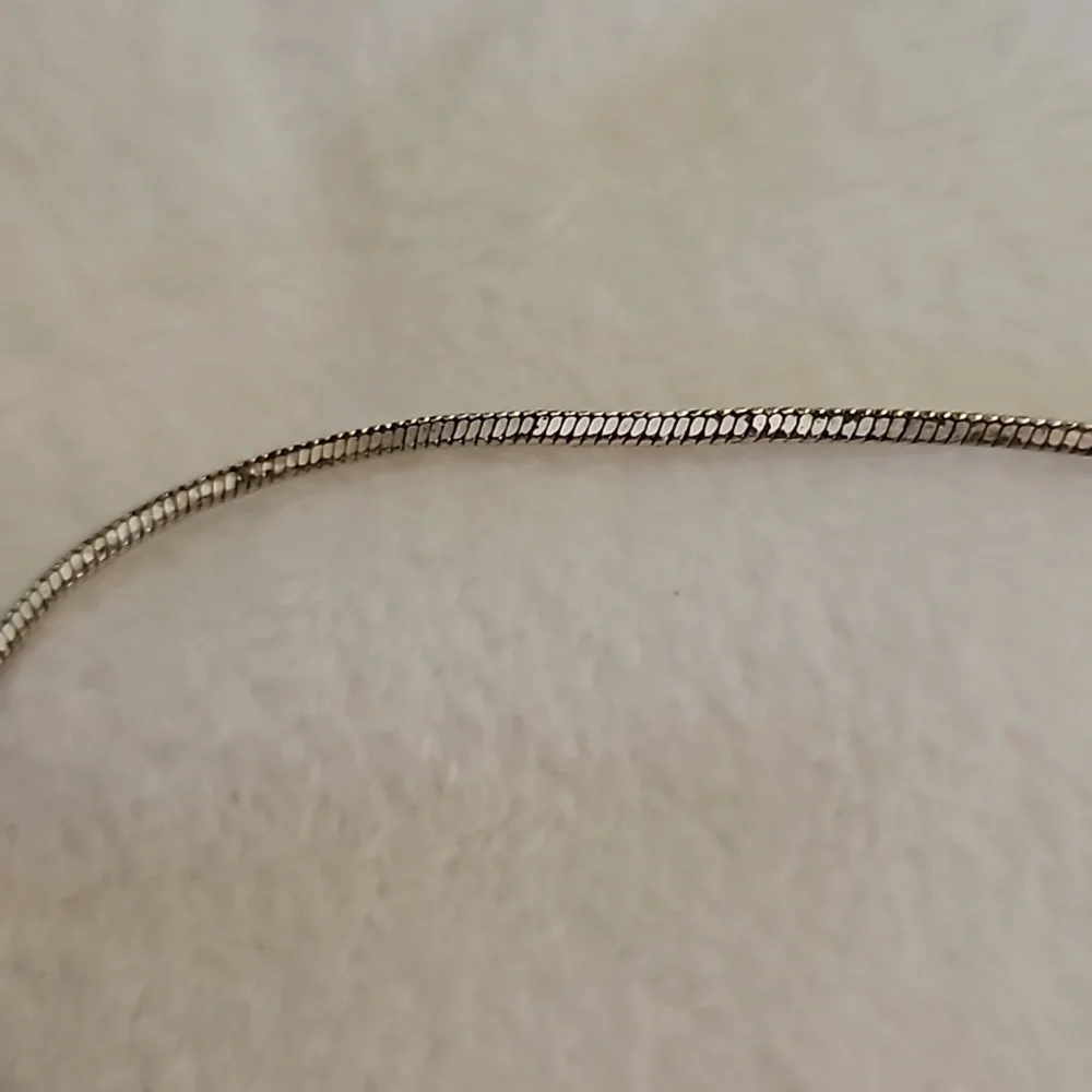 3/$30 Vintage Pink Floral Circles Snake Chain Necklace